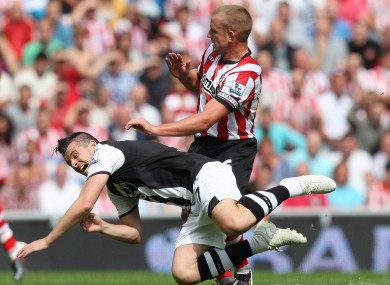 Lee Cattermole delivering another robust (but completely fair) challenge.