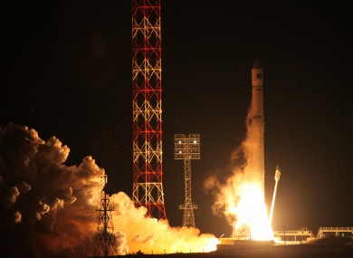The Phobos-Ground craft launches in November. The craft failed to escape Earth's orbit and will crash back to land in January.