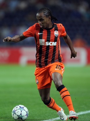 Willian in action for Shakhtar in the Champions League this season.