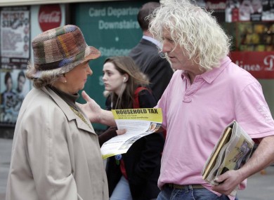 Mick Wallace with a member of the public on Grafton Street earlier today