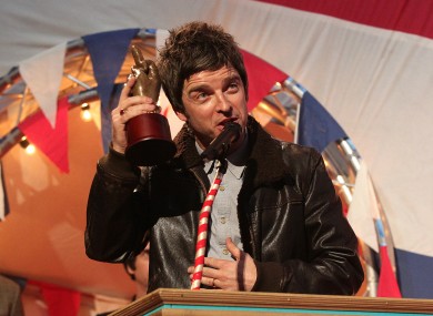 Noel Gallagher accepting his award