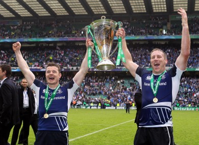 O'Driscoll lifts the Heineken Cup with Brad Thorn.