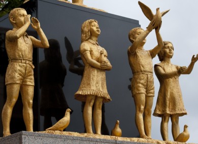 Picture posted by statues, not actual children