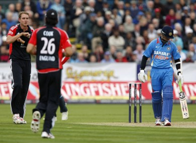 Rahul Dravid is given not out during a ODI last year, Stuart Broad asks for a review.