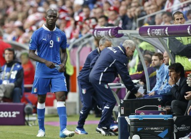 Balotelli is taken off last night.