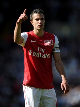 If Robin van Persie did go house hunting in Chesire, we hope he dressed more discreetly than this.