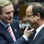 Enda Kenny share the LOLs with French President Francois Hollande during a round table meeting at an EU summit in Brussels.  (AP Photo/Geert Vanden Wijngaert)